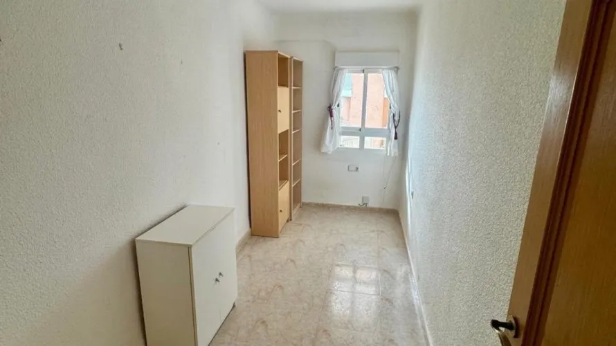 Apartment de 4 chambres à Torrevieja, Spain No. 977 № 12