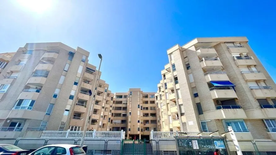 Penthouse de 2 chambres à Torrevieja, Spain No. 1024 № 3
