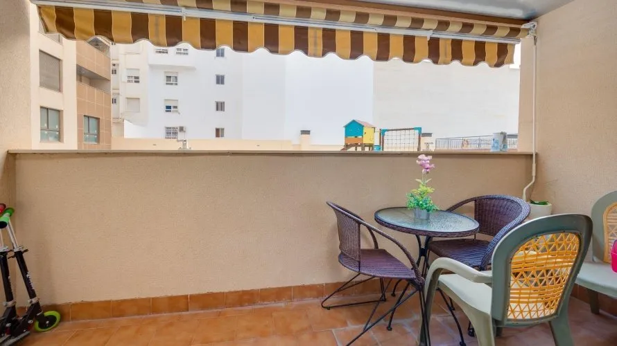 Apartment de 2 chambres à Torrevieja, Spain No. 1365 № 3