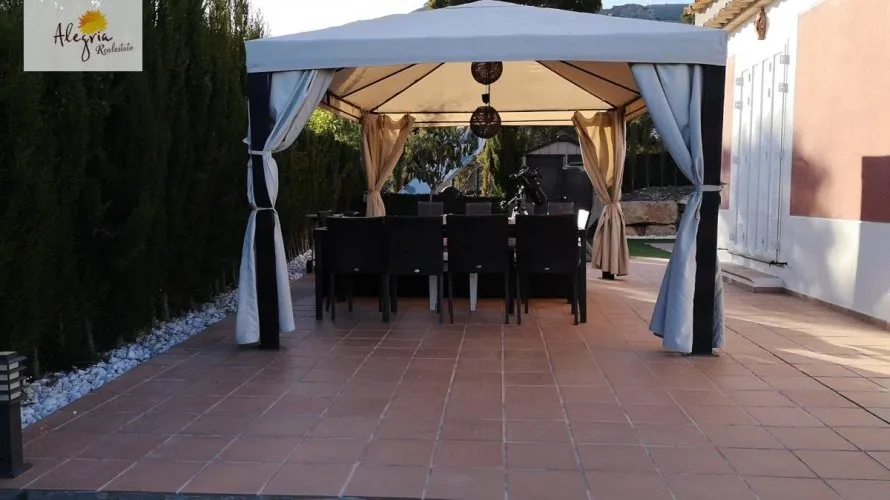 Villa de 4 chambres à Finestrat, Spain No. 260 № 2