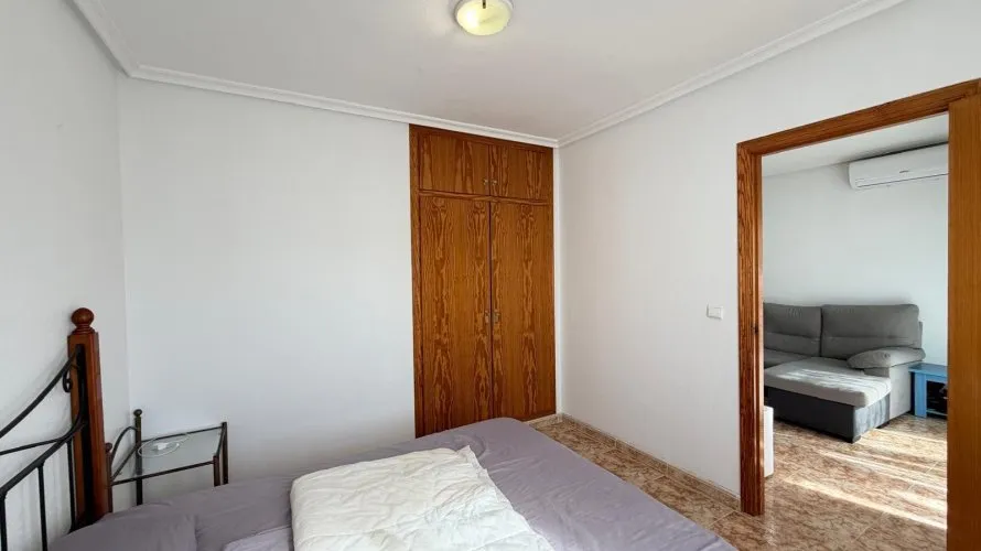 Apartment de 2 chambres à Torrevieja, Spain No. 2729 № 7