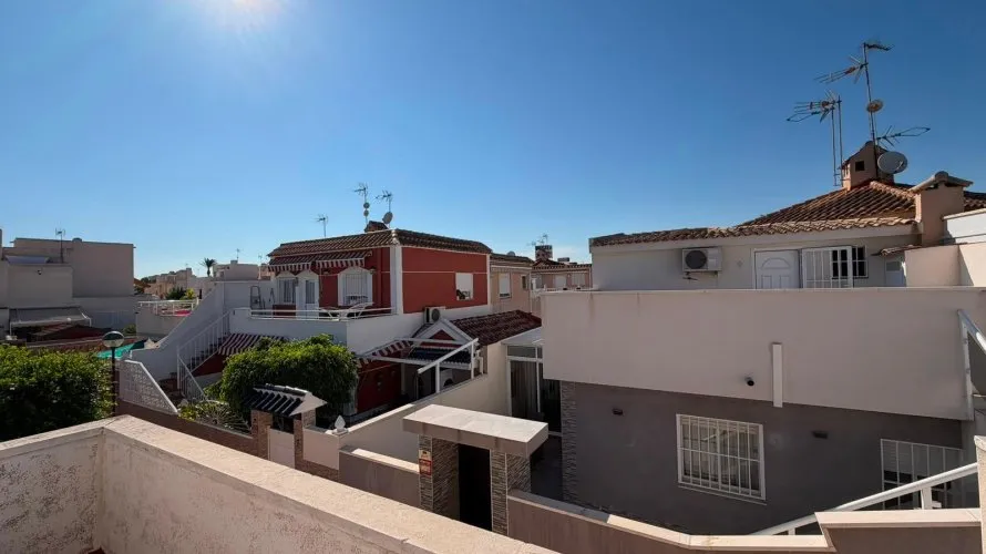 House de 3 chambres à Torrevieja, Spain No. 1534 № 19