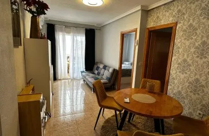 Apartment de 2 chambres à Torrevieja, Spain No. 2700