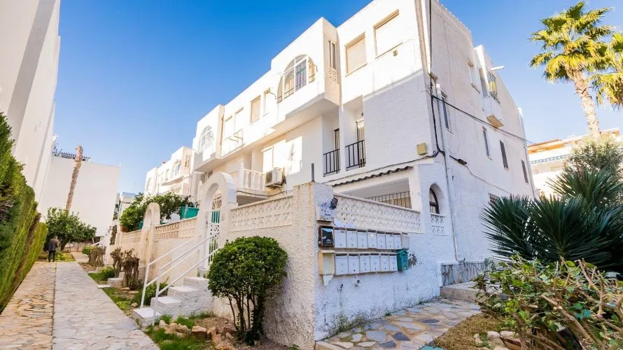 Apartment de 51m² à Torrevieja, Spain No. 2693 № 3