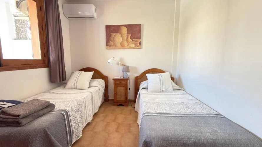 Apartment de 2 chambres à Villamartin, Spain No. 2781 № 2