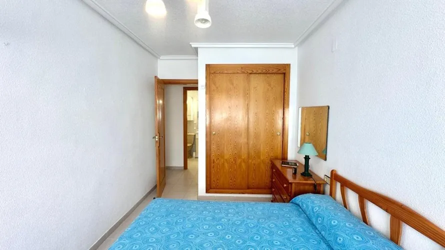 Penthouse de 2 chambres à Torrevieja, Spain No. 2787