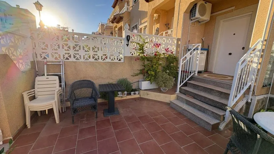 House de 2 chambres à Alicante, Spain No. 2721 № 26