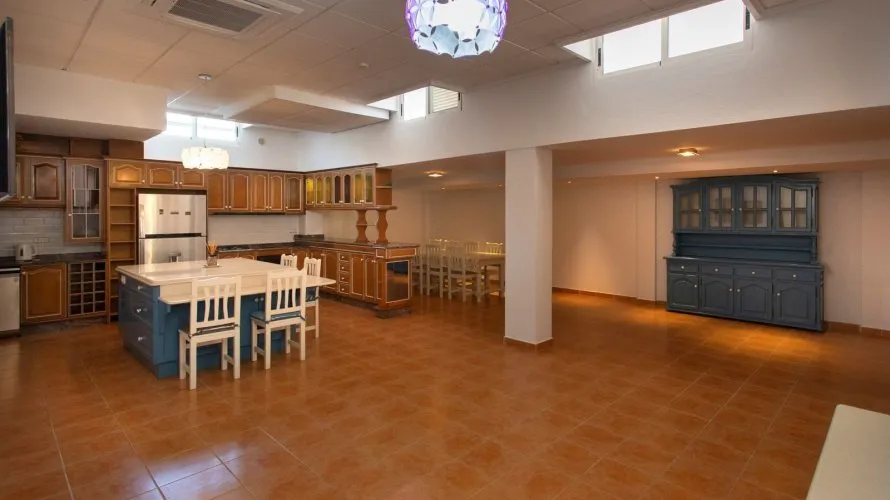 Villa de 180m² à Torrevieja, Spain No. 1491 № 2