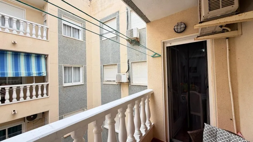 Apartment de 1 chambre à Torrevieja, Spain No. 2728 № 6