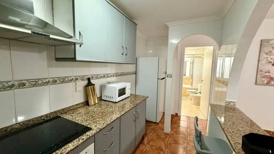 Apartment de 2 chambres à Torrevieja, Spain No. 2642 № 11