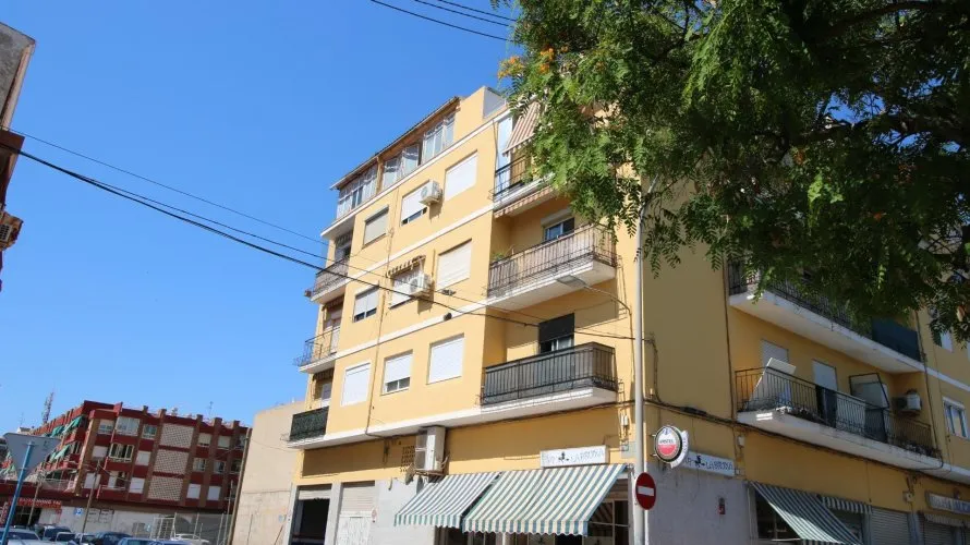 Apartment de 2 chambres à Alicante, Spain No. 2662