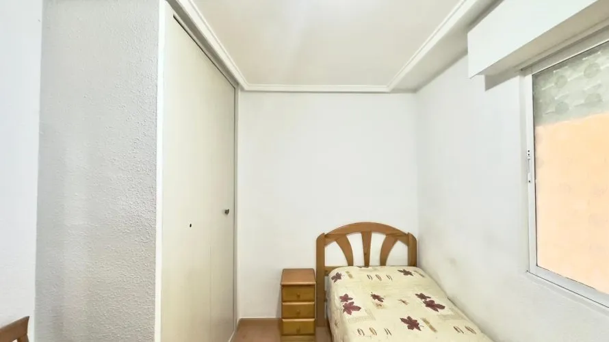 Apartment de 2 chambres à Torrevieja, Spain No. 2730 № 11