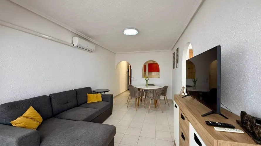 Apartment de 2 chambres à Torrevieja, Spain No. 2692 № 18