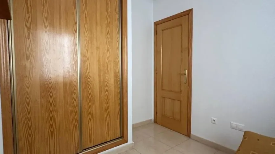 Apartment de 2 chambres à Torrevieja, Spain No. 2845 № 4