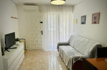 Apartment de 1 chambre à Torrevieja, Spain No. 2852