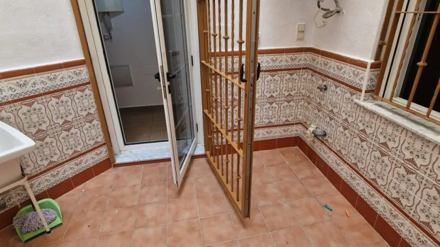 Apartment de 2 chambres à Torrevieja, Spain No. 2681 № 8