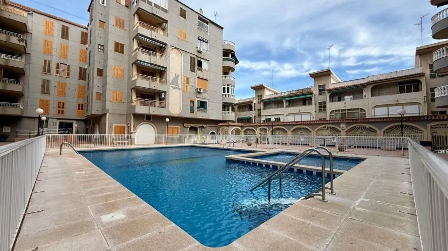 Apartment de 2 chambres à Torrevieja, Spain No. 2692 № 23