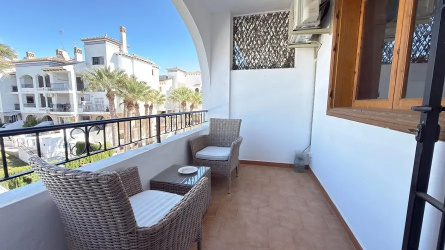 Apartment de 2 chambres à Villamartin, Spain No. 2781 № 18