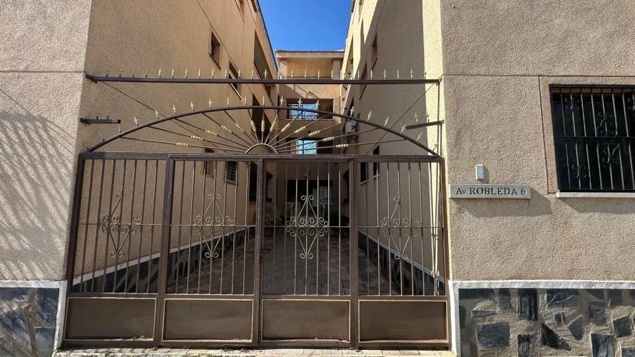 Apartment de 1 chambre à Torrevieja, Spain No. 2770 № 1