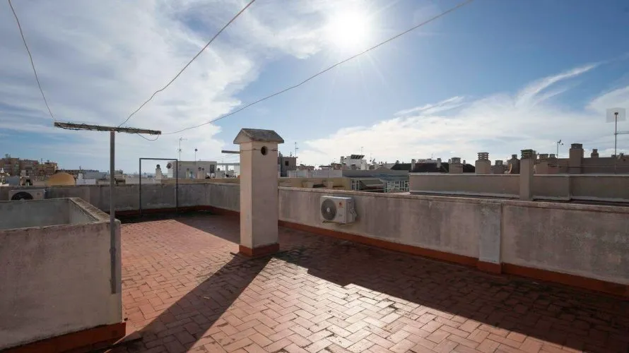 Apartment de 1 chambre à Torrevieja, Spain No. 2745 № 1
