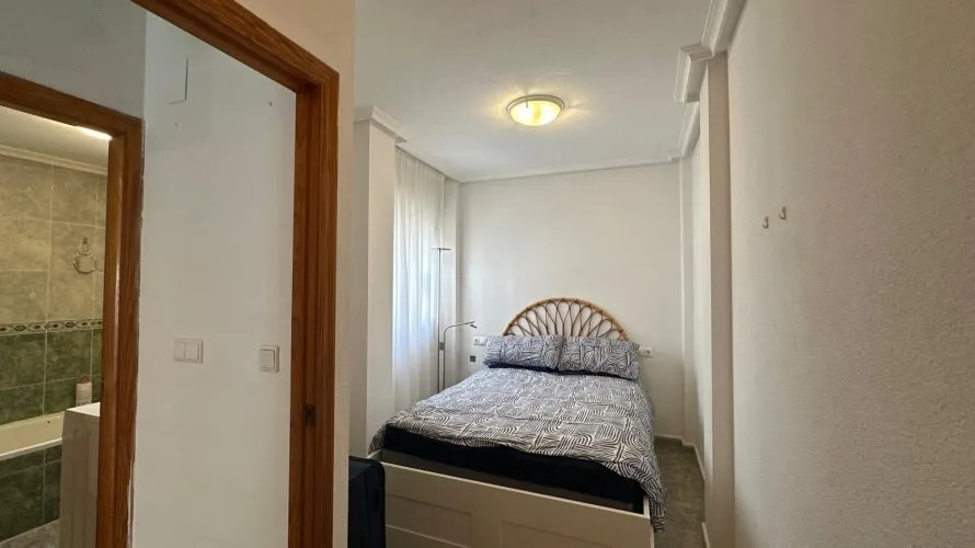 Apartment de 1 chambre à Torrevieja, Spain No. 2731 № 15