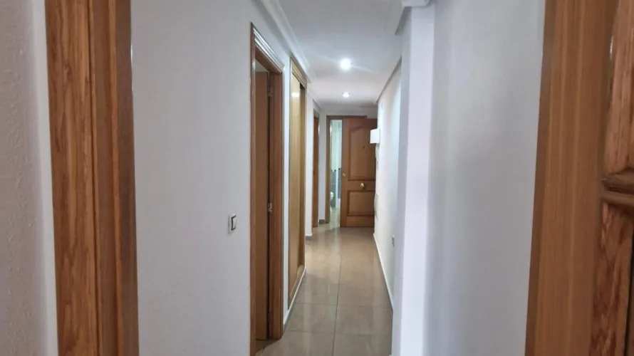 Apartment de 2 chambres à Torrevieja, Spain No. 2681 № 2