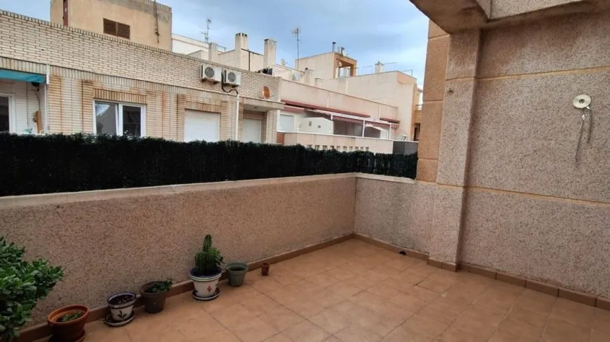 Penthouse de 2 chambres à Torrevieja, Spain No. 2724