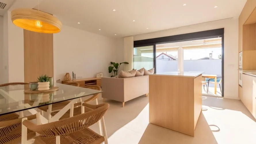 Villa de 102m² à Torrevieja, Spain No. 1485 № 16