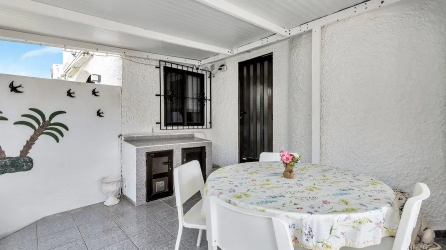 House de 42m² à Alicante, Spain No. 3025 № 13