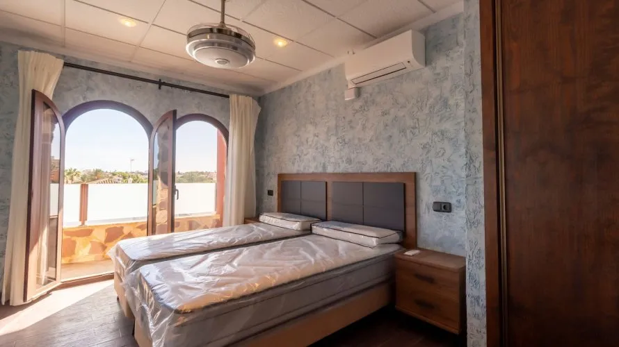 Villa de 624m² à La Zenia, Spain No. 2930 № 12