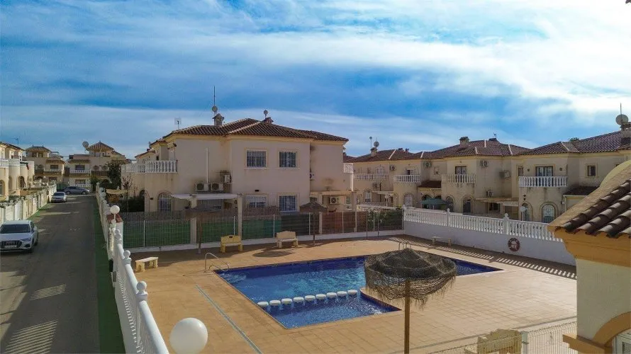 House de 3 chambres à Torrevieja, Spain No. 3049 № 5