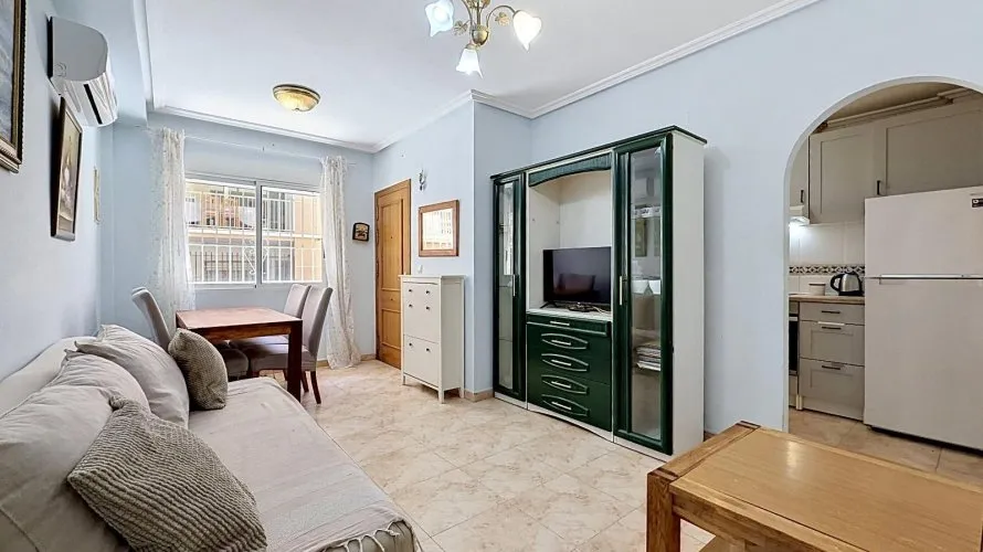 Apartment de 1 chambre à Torrevieja, Spain No. 3010 № 1