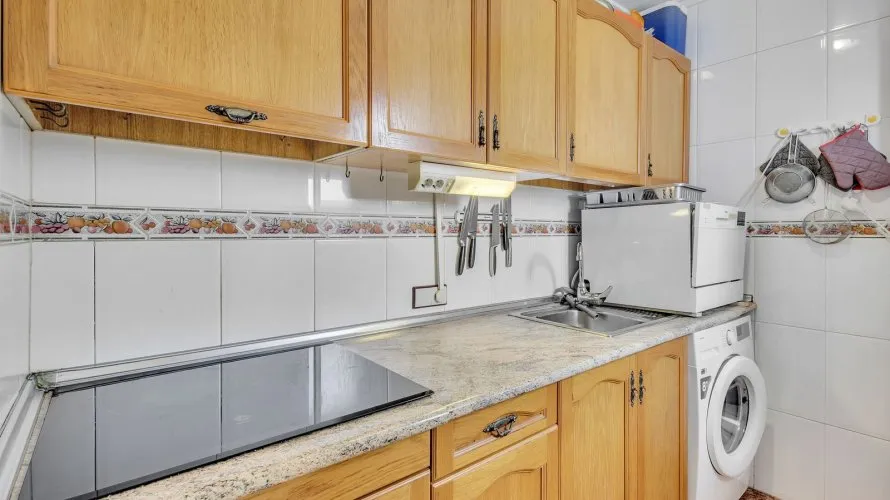 Apartment de 60m² à Torrevieja, Spain No. 2928 № 9