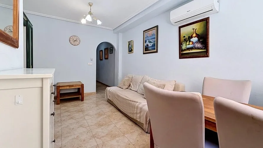 Apartment de 1 chambre à Torrevieja, Spain No. 3010 № 2