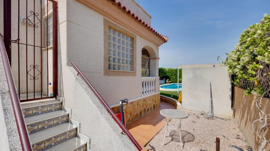 Apartment de 150m² à San Fulgencio, Spain No. 2925