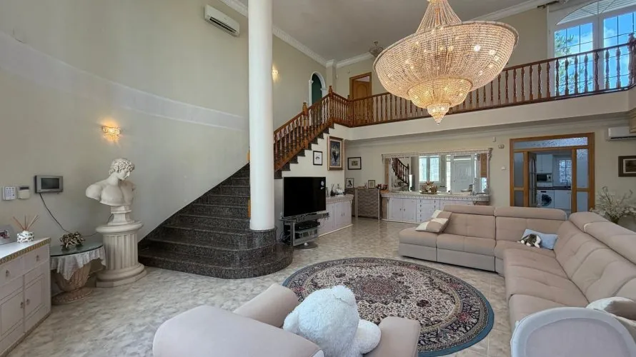 Villa de 6 chambres à Rojales, Spain No. 2966 № 19