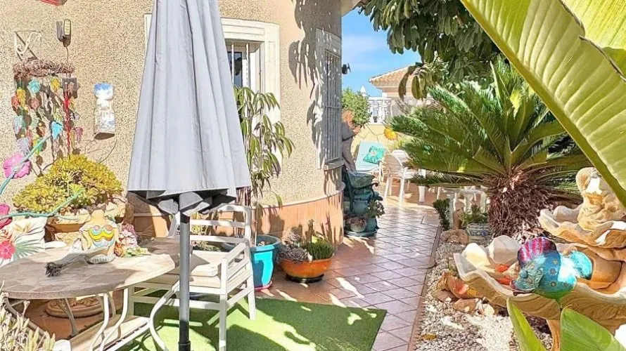 Villa de 2 chambres à Torrevieja, Spain No. 3029 № 23