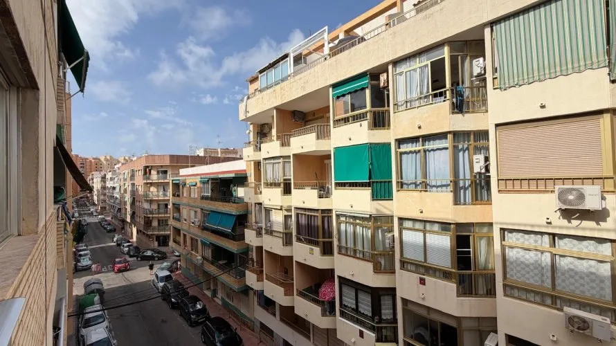 Apartment de 2 chambres à Torrevieja, Spain No. 2987 № 7