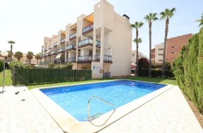 Apartment de 2 chambres à Alicante, Spain No. 3090