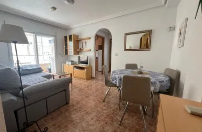 Apartment de 2 chambres à Torrevieja, Spain No. 3100