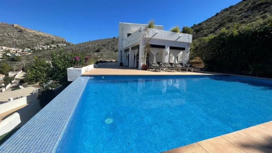 Villa de 229m² à Moraira, Spain No. 3284 № 27