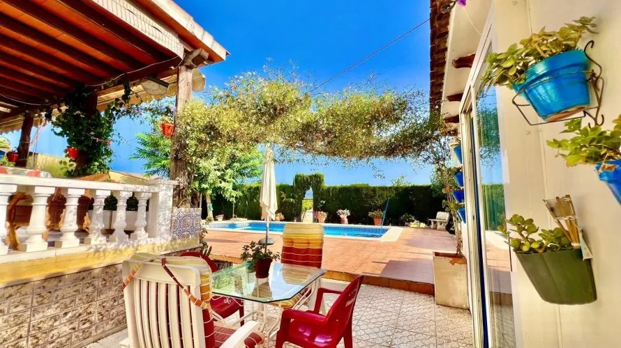 Villa de 3 chambres à Daya Vieja, Spain No. 3108 № 6