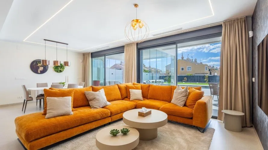 Villa de 234m² à Torrevieja, Spain No. 3164 № 20