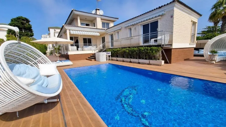 Apartment de 670m² à Torrevieja, Spain No. 3102 № 23
