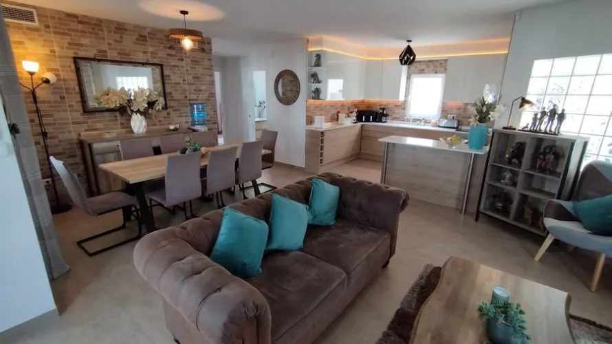 Villa de 186m² à Torrevieja, Spain No. 3083 № 17