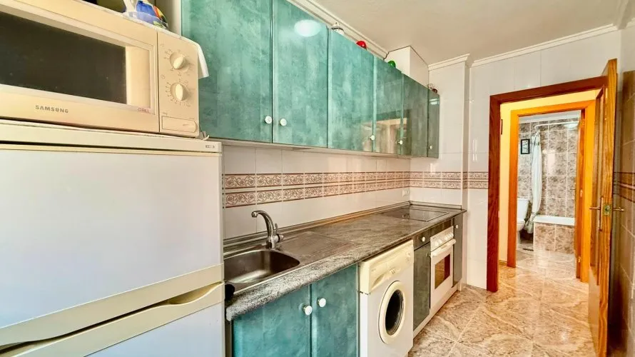 Apartment de 2 chambres à Torrevieja, Spain No. 3068 № 2