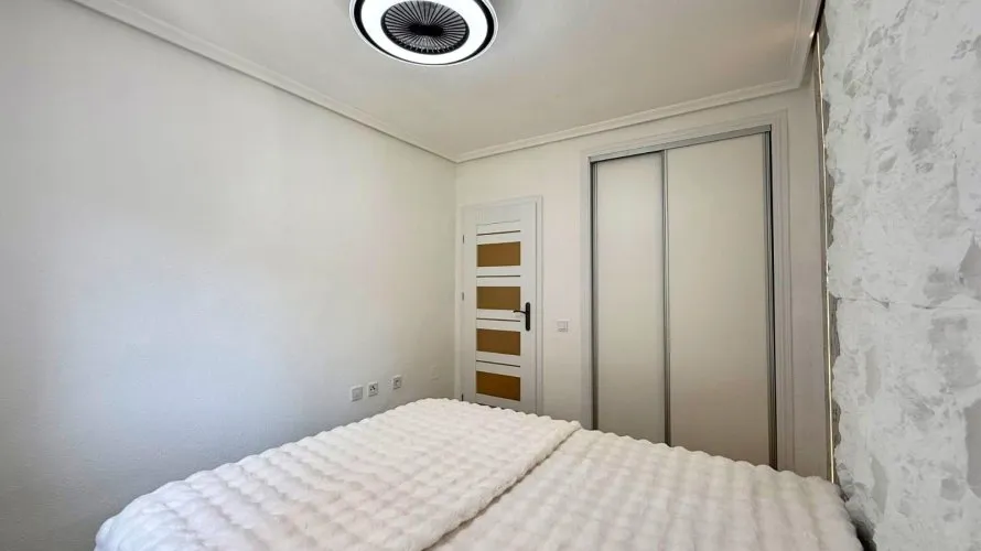 Apartment de 2 chambres à Torrevieja, Spain No. 3072 № 8
