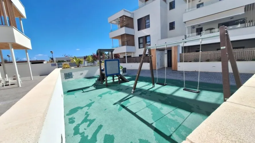 Apartment de 2 chambres à San Juan, Spain No. 3252 № 4