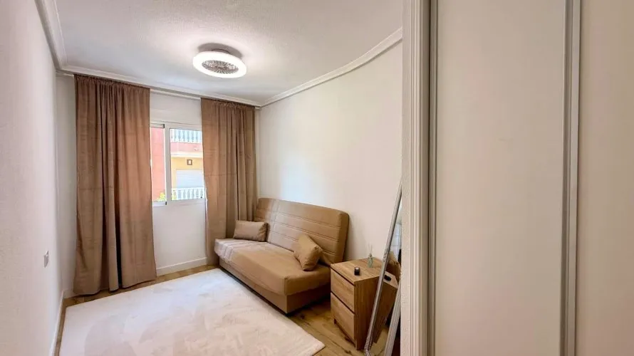 Apartment de 2 chambres à Torrevieja, Spain No. 3072 № 6