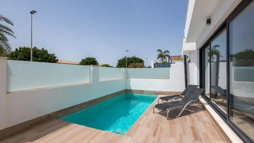 Villa de 121m² à Las Esperanzas, Spain No. 3169 № 1